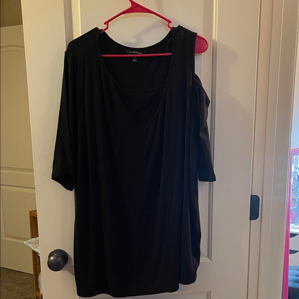41 Hawthorn Black Blouse